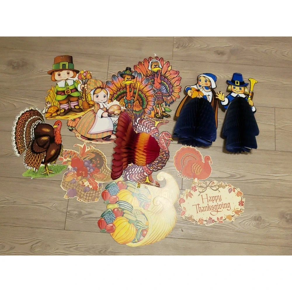 Vtg Beistle Hallmark‎ Thanksgiving Cut Pilgrim Turkey Holiday Decor Lot Tissue